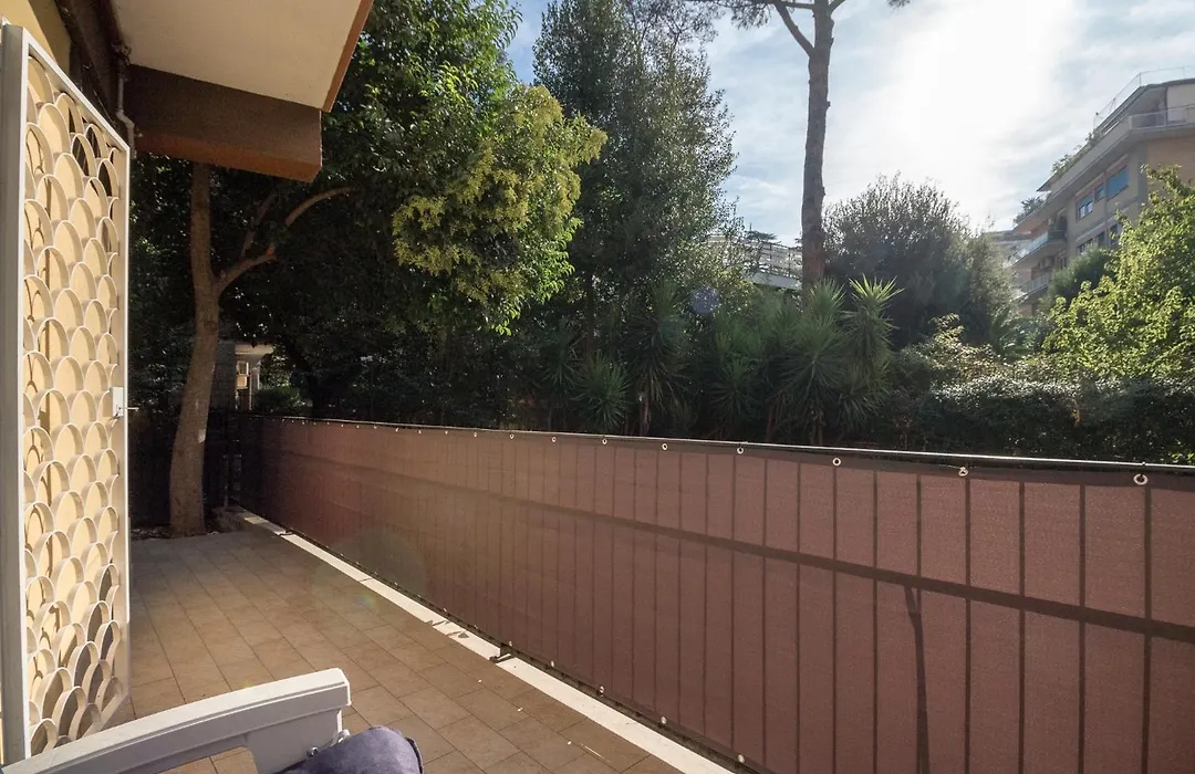Casina Eur-1